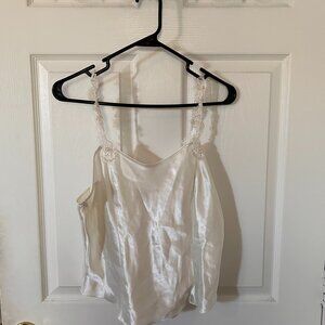 California Dynasty Vintage LACY TOP IN A CREAM COLOR SUPER IN RIGHT NOW SKU 555